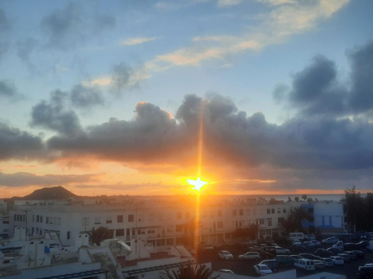 Sun & Surf Loft, Near Main Street And Beach, Wifi Fiber, Winter Garden With Sea View Corralejo Exterior foto